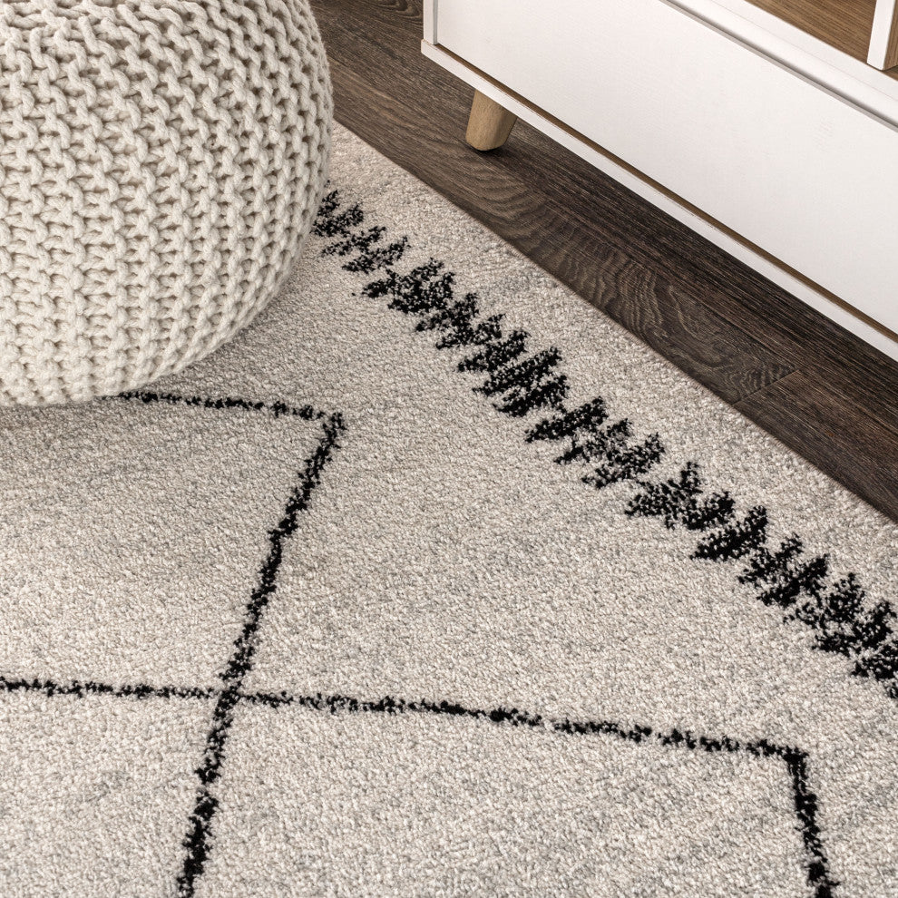 Zaina Moroccan Beni Souk Area Rug, Cream/Black, 2'x8'