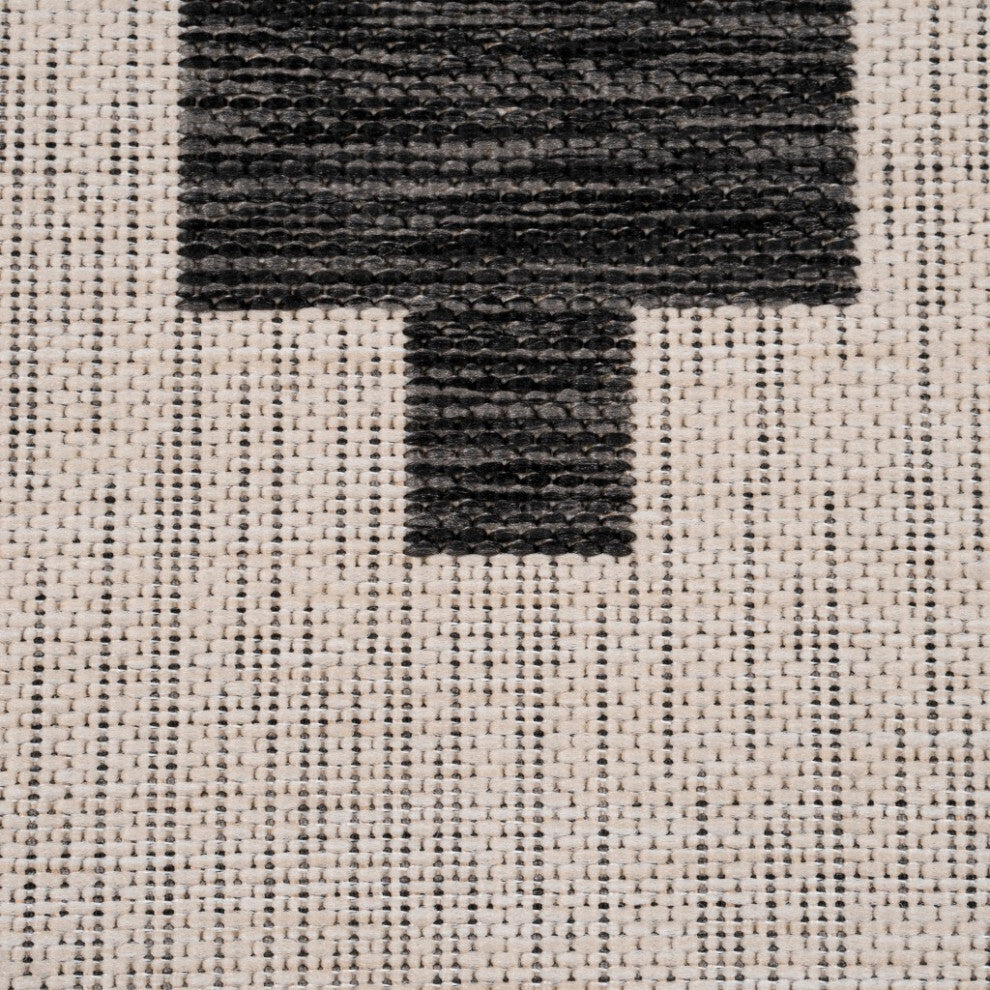 8" x 10" Gray Geometric Indoor Outdoor Area Rug