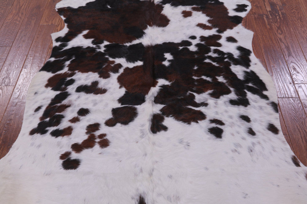 7' 6" X 5' 9" Natural Cowhide Rug C2254