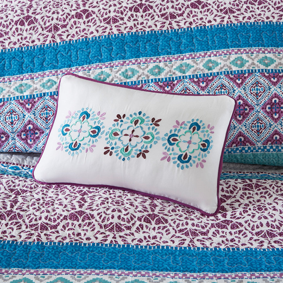 Intelligent Design Joni Reversible Quilt Set With Throw Pillows, Purple