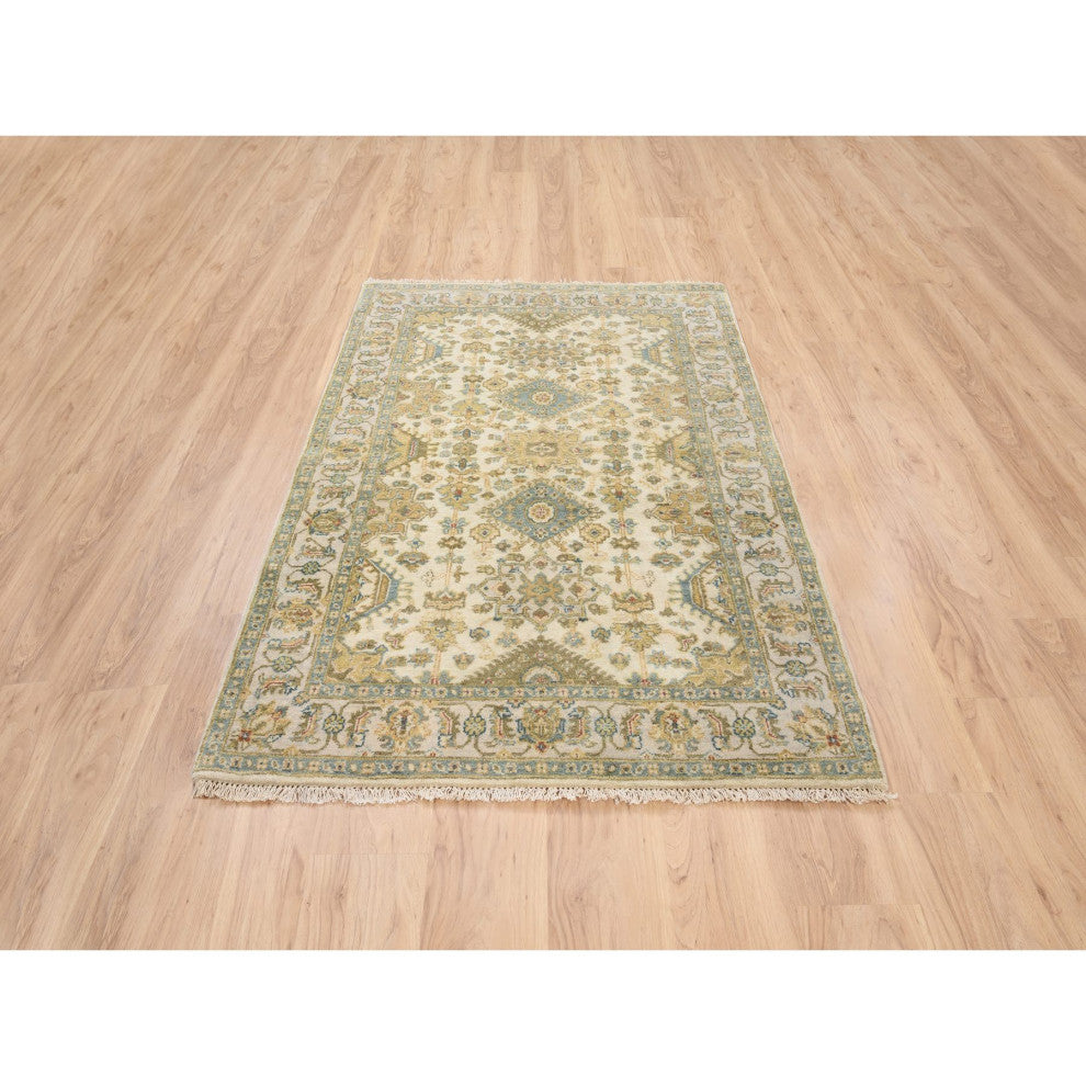 Ivory Karajeh Design Soft and Pure Wool Hand Knotted Oriental Rug 4'1" x 6'6"