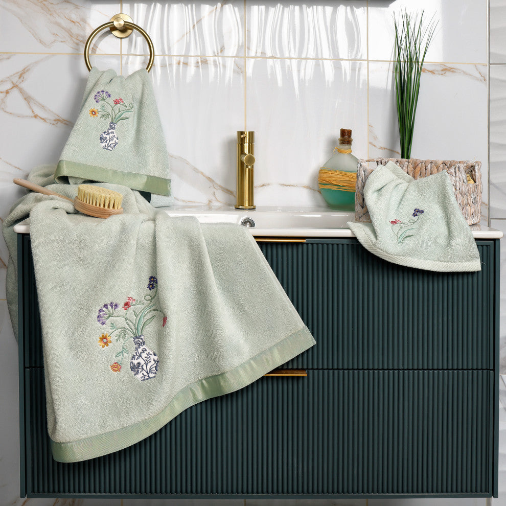 Linum Home Textiles 100% Turkish Cotton STELLA 2PC Embellished Hand Towel Set
