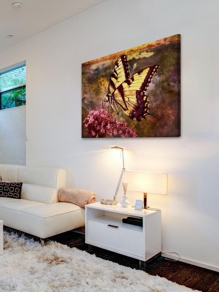 "Beauty in the Rough" Painting Print on Canvas by Robertson