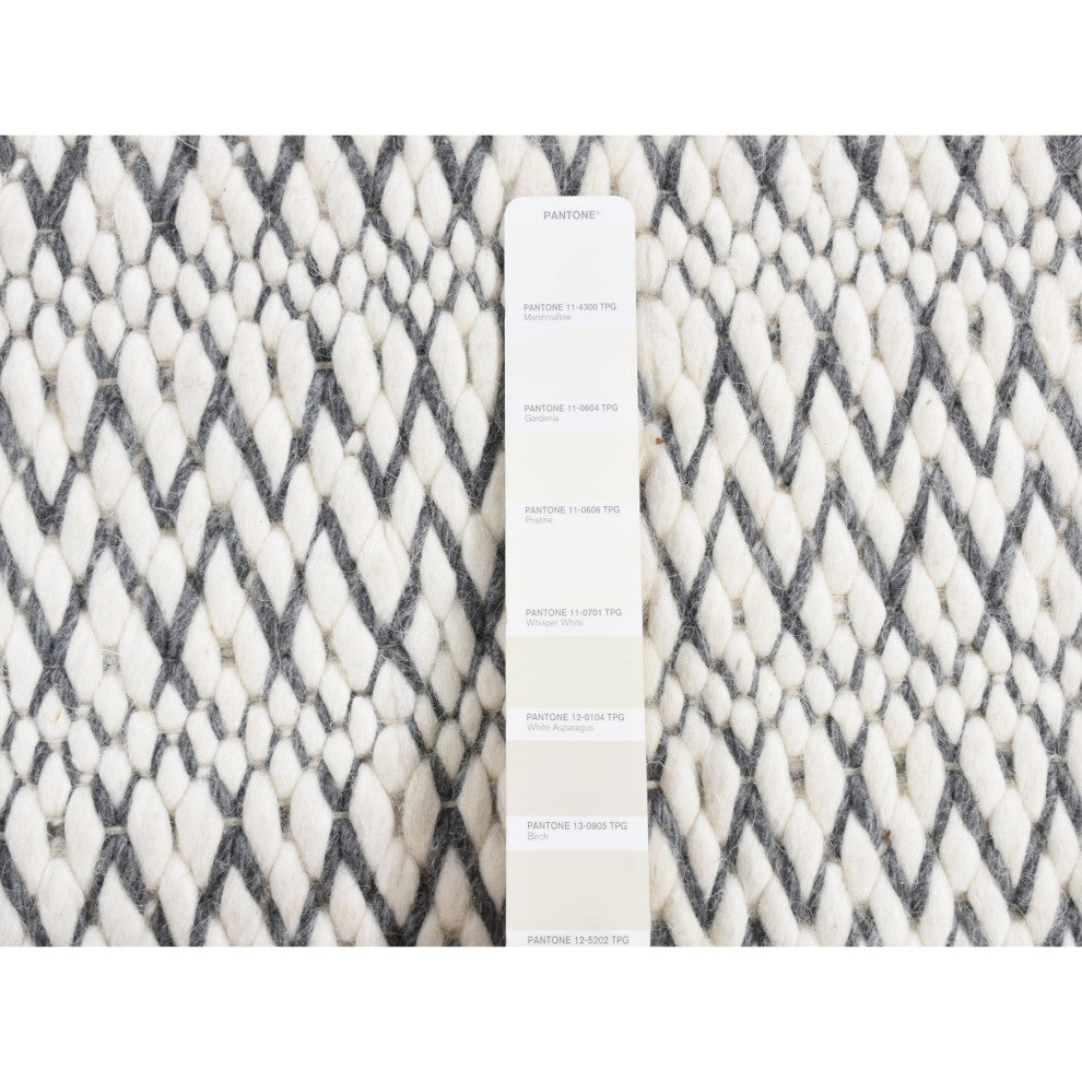 Ivory Flat Weave Pile 100% Wool Hand Woven Big Knots Square Rug 2'1"x2'2"