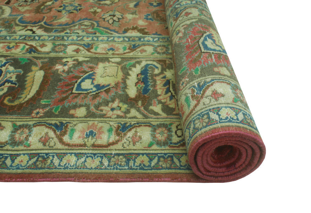 Fine Vintage Distressed Driss Rust/Beige Square Rug, 9'7 x 9'11