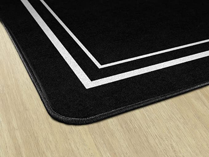 Flagship Carpets CA2006-44SG Simply Stylish Black/White Border