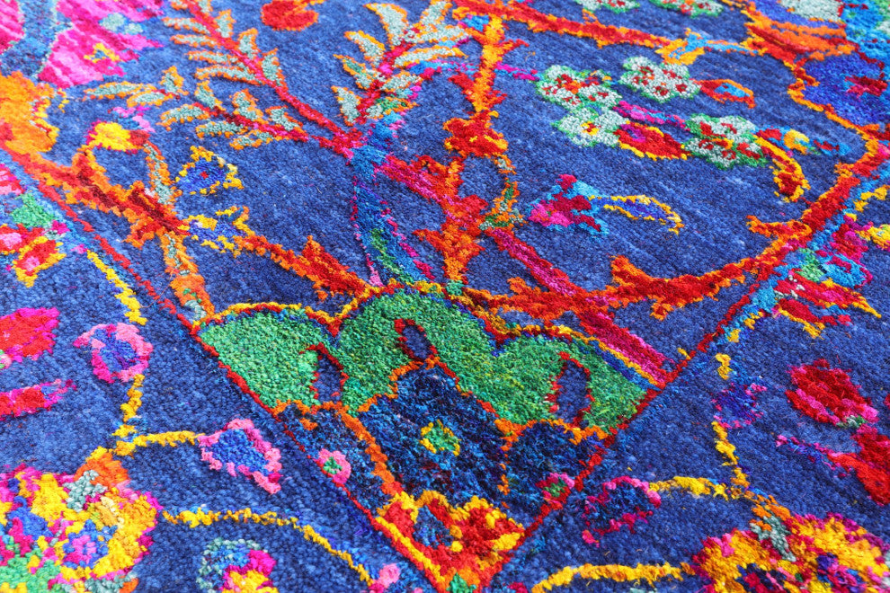 8' 1" X 10' 1" Wool and Silk Persian Sickle Leaf Design Handmade Rug Q12095