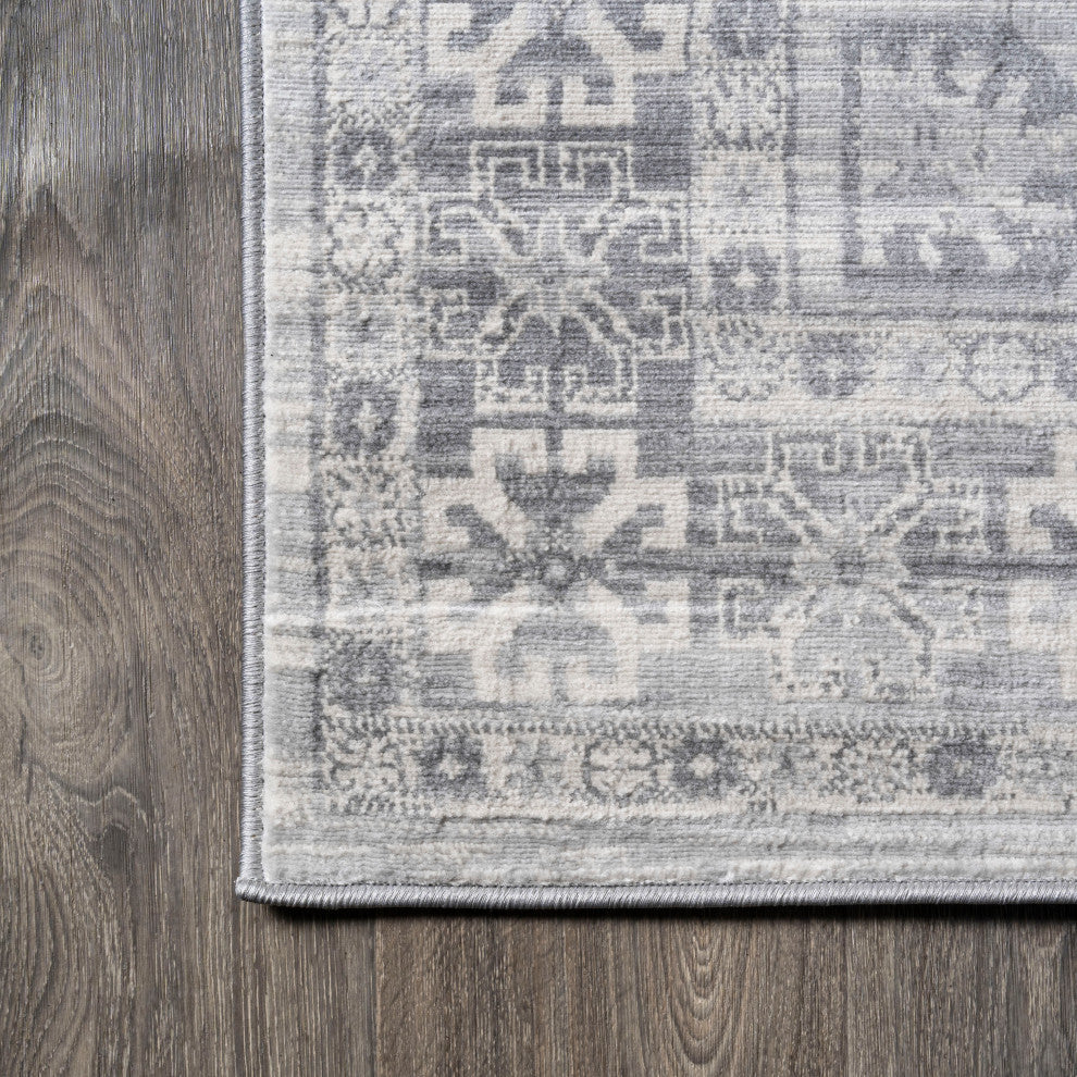 Modern Persian Vintage Medallion Light Gray 4'x6' Area Rug