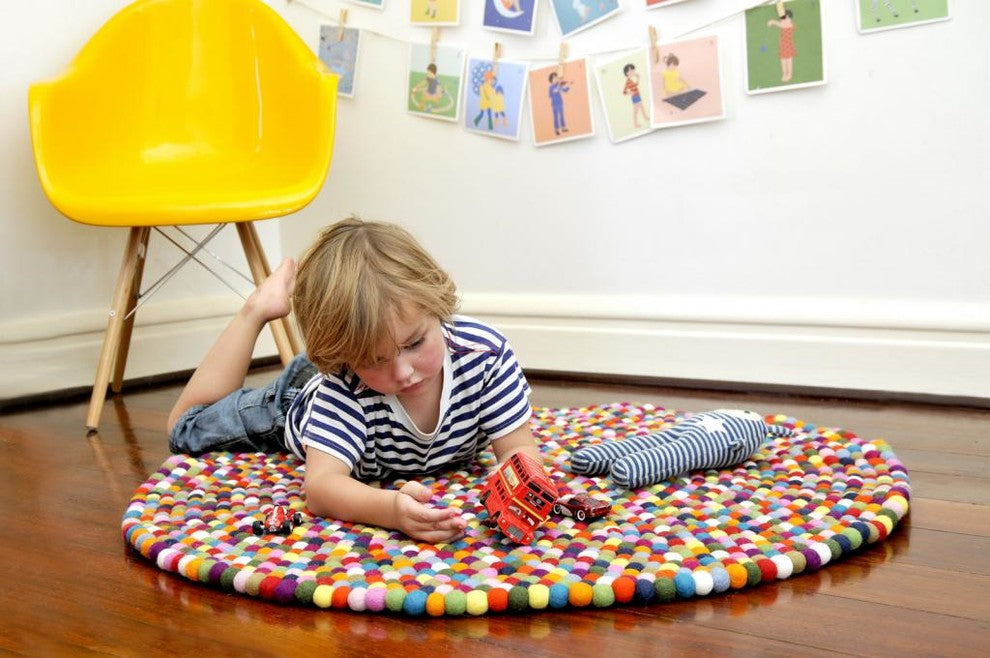 Original Larry Felt Ball Rug, 5'