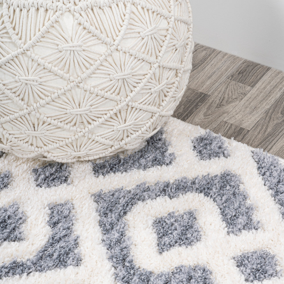 Astrid Retro Trellis High-Low Cream/Gray 3'x5' Area Rug