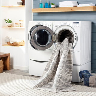 La Casa LCS-2309 2'7"x7'3" Machine Washable Rug