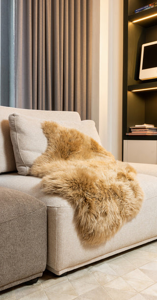 Milan Shearling Single Sheepskin Rug 2'x3', Morchella