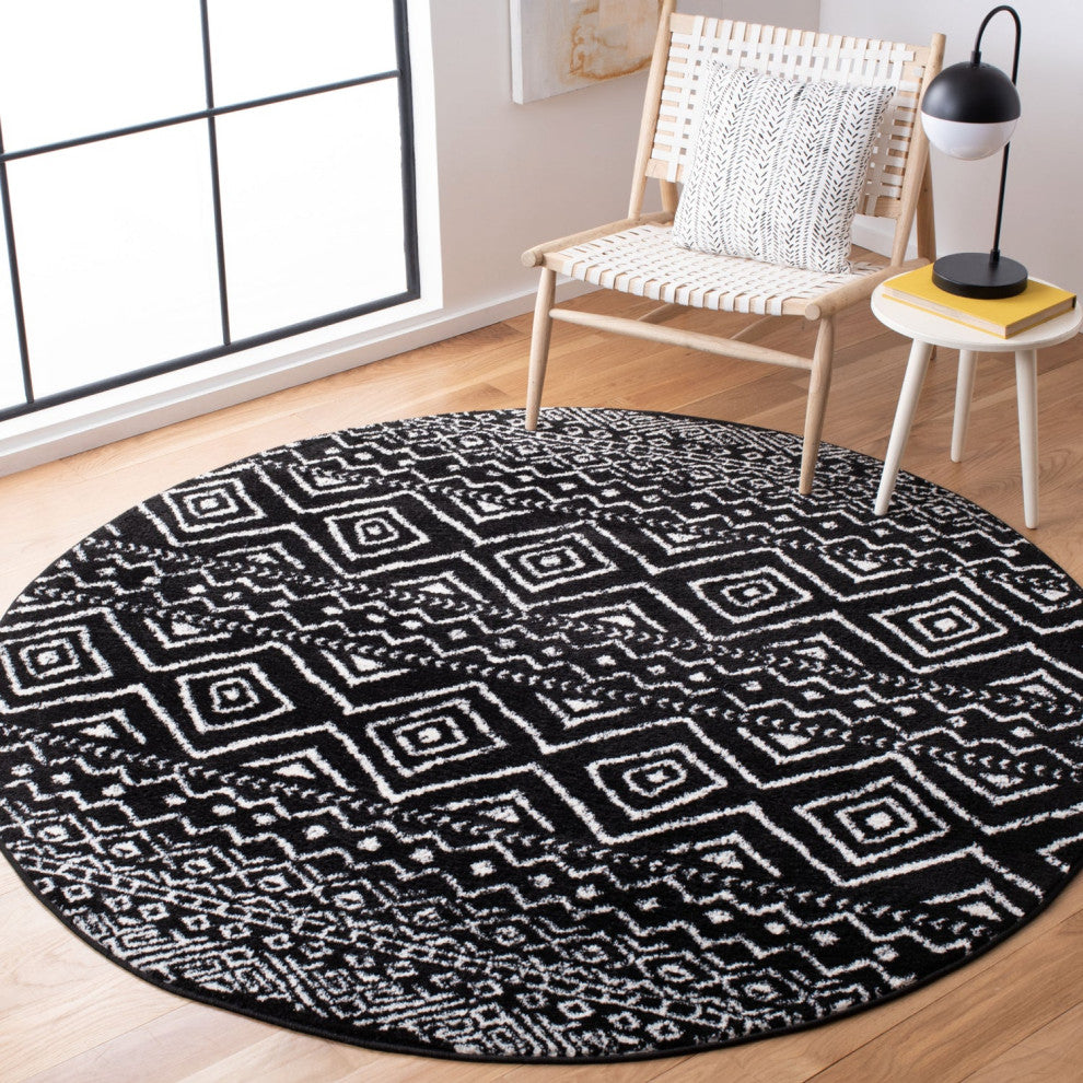 Safavieh Tulum Tul267Z Moroccan Rug, Black and Ivory, 6'7"x6'7" Round