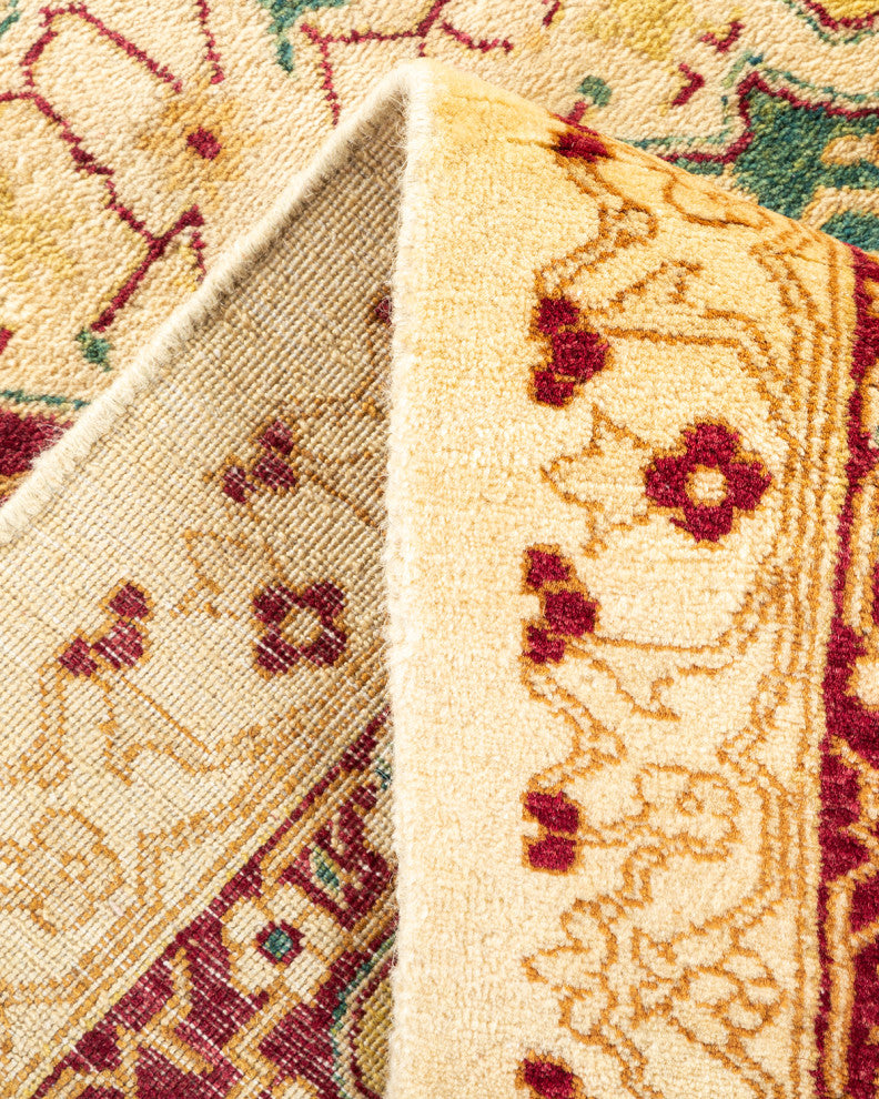 Avery, One-of-a-Kind Hand-Knotted Area Rug Ivory, 6'1"x9'4"