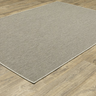 Cannes Solid Diamond Grey/ Light Grey Indoor-Outdoor Area Rug 6'7" x 9'2"