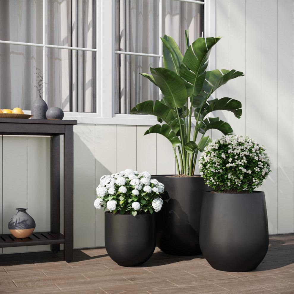 DTY Signature Mount Wilson 1-piece Fiberstone Tapered Planter, Black, Small