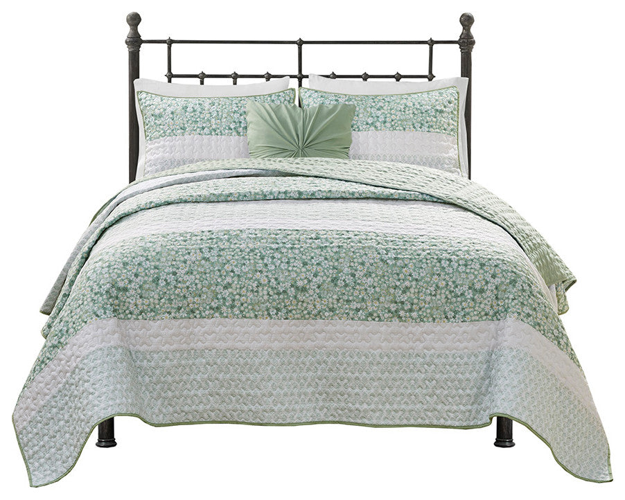 Madison Park Caralie 4 Piece Seersucker Quilt Set With Throw Pillow