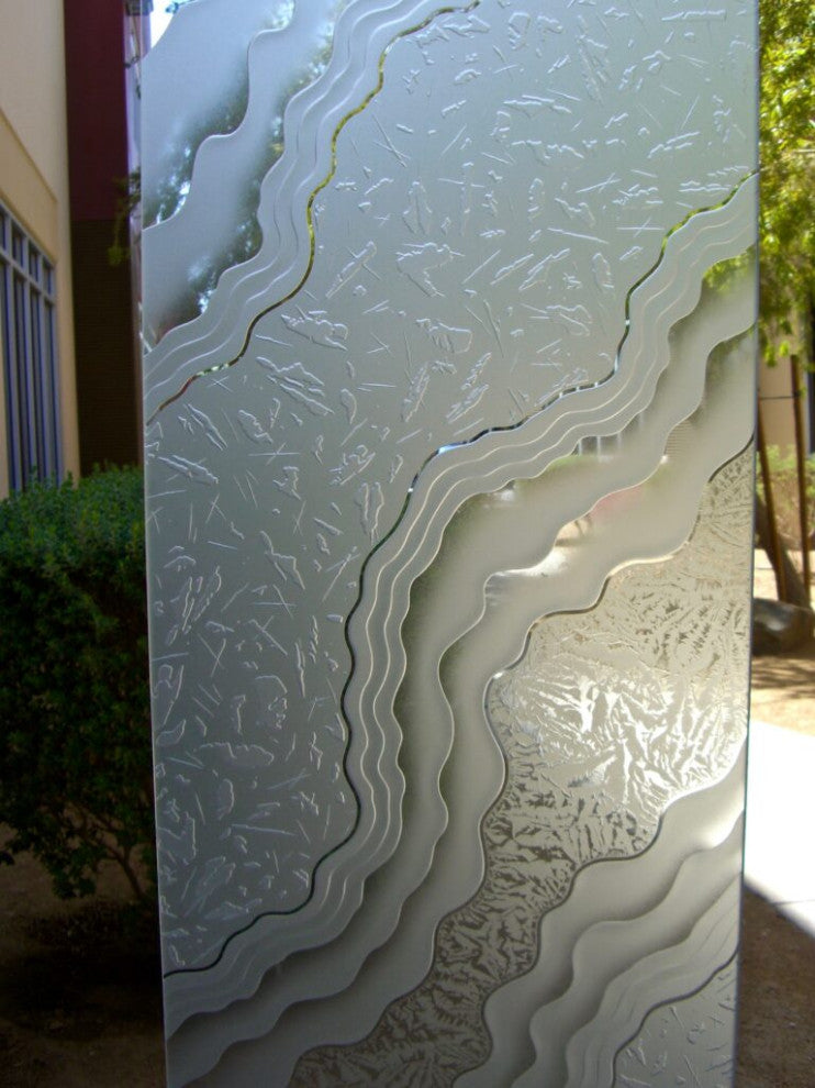 Pantry Door - Metamorphosis Peak - Primed - 24" x 80" - Knob on Left - Pull Open