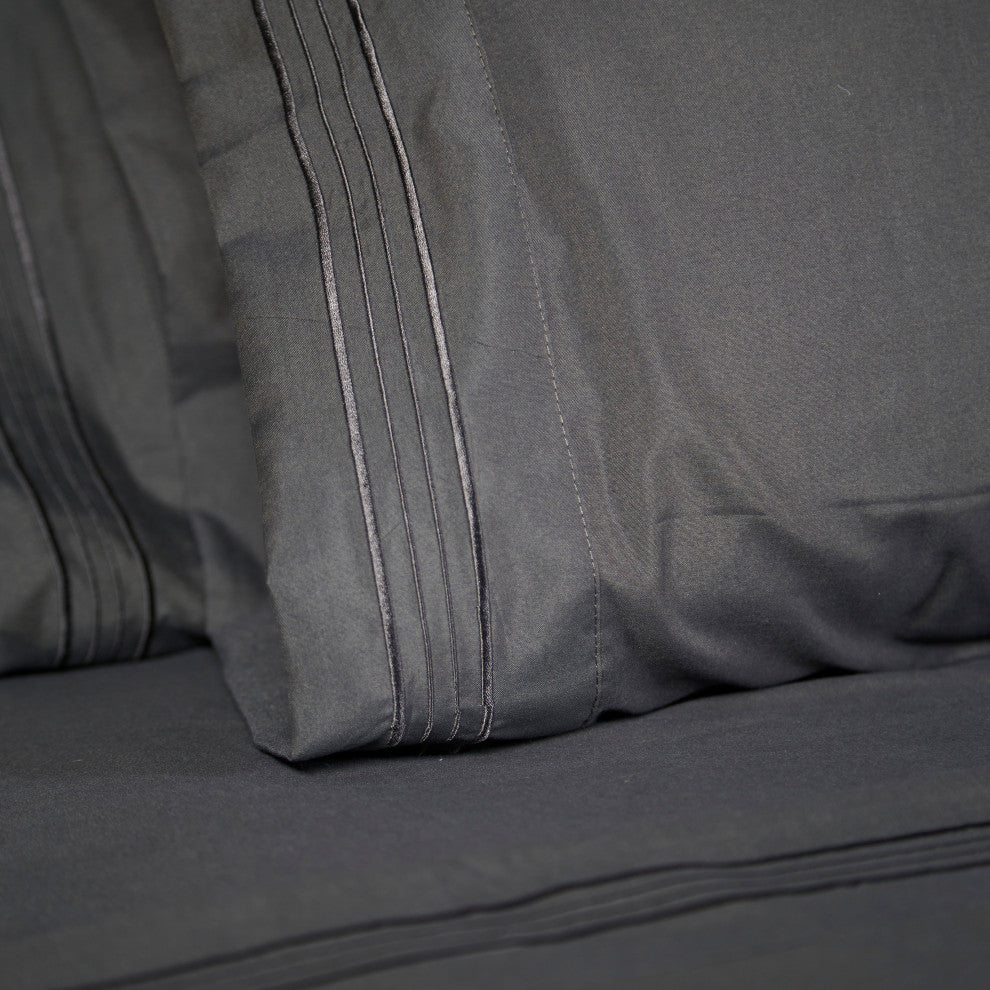 Linum Home Textiles 1800 TC Brushed Microfiber Sheet Set with 4 Line Embroidery