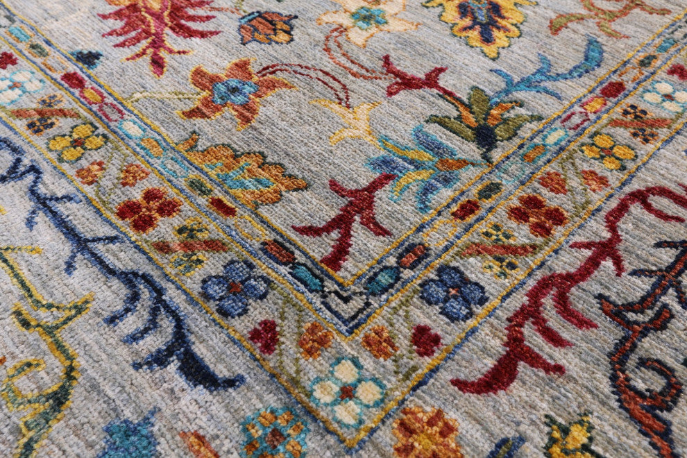 Hand Knotted Persian Tabriz Rug 5' 7" X 8' 2" Q10576