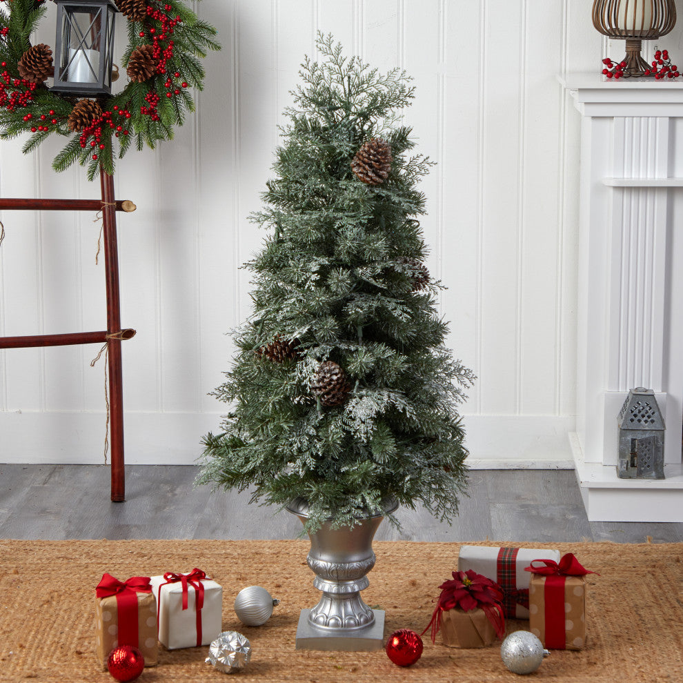T3324 4 English Pine Artificial Christmas Tree With 100 Warm White LED Lights