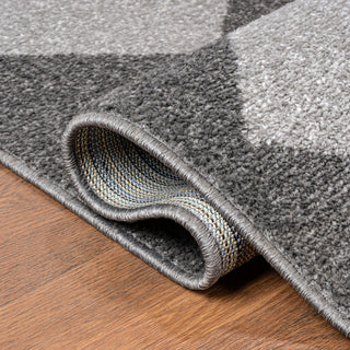 Draper Classic Geometric Diamond Pattern Area Rug