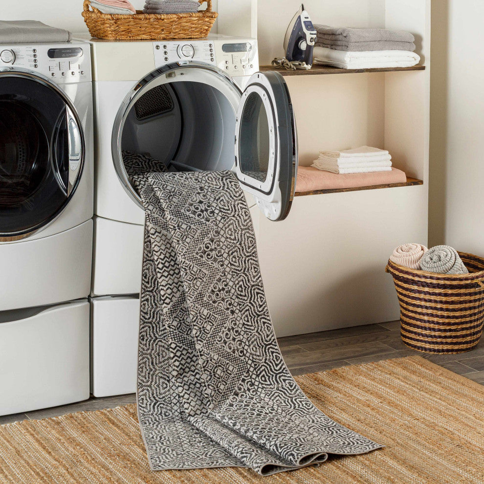 Hauteloom Consuelo Washable Area Rug, Black/Gray/Light Gray, 7'10"x10'
