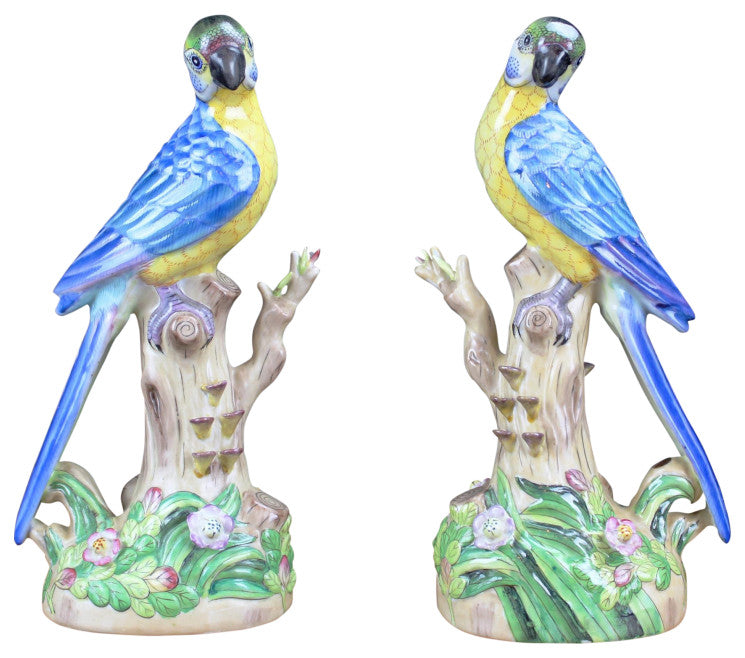 Porcelain Birds a Pair