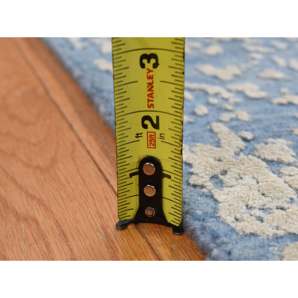 Blue Hand Knotted Broken Persian Design Wool and Pure Silk Rug, 5'1"x7'