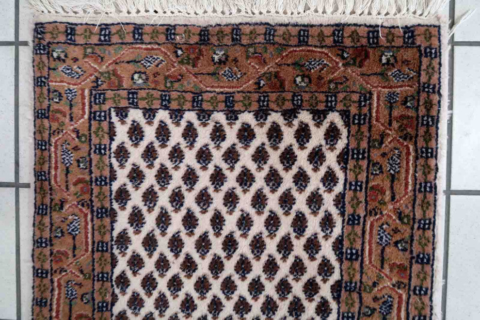 Handmade Vintage Indian Seraband Rug 1.8'x2.9', 56cmx89cm 1970s