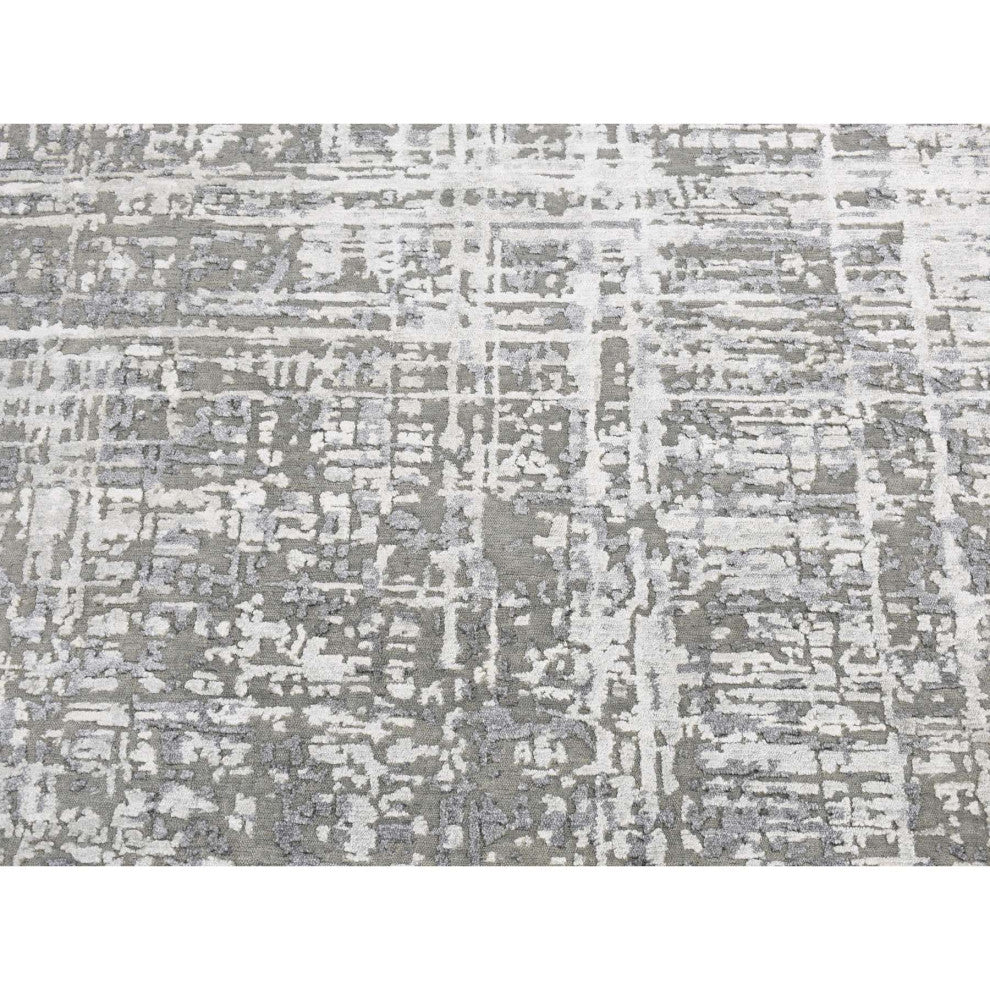 Carbon Gray Wool and Silk Abstract Design Hand Knotted Round Rug 8'2" x 8'2"