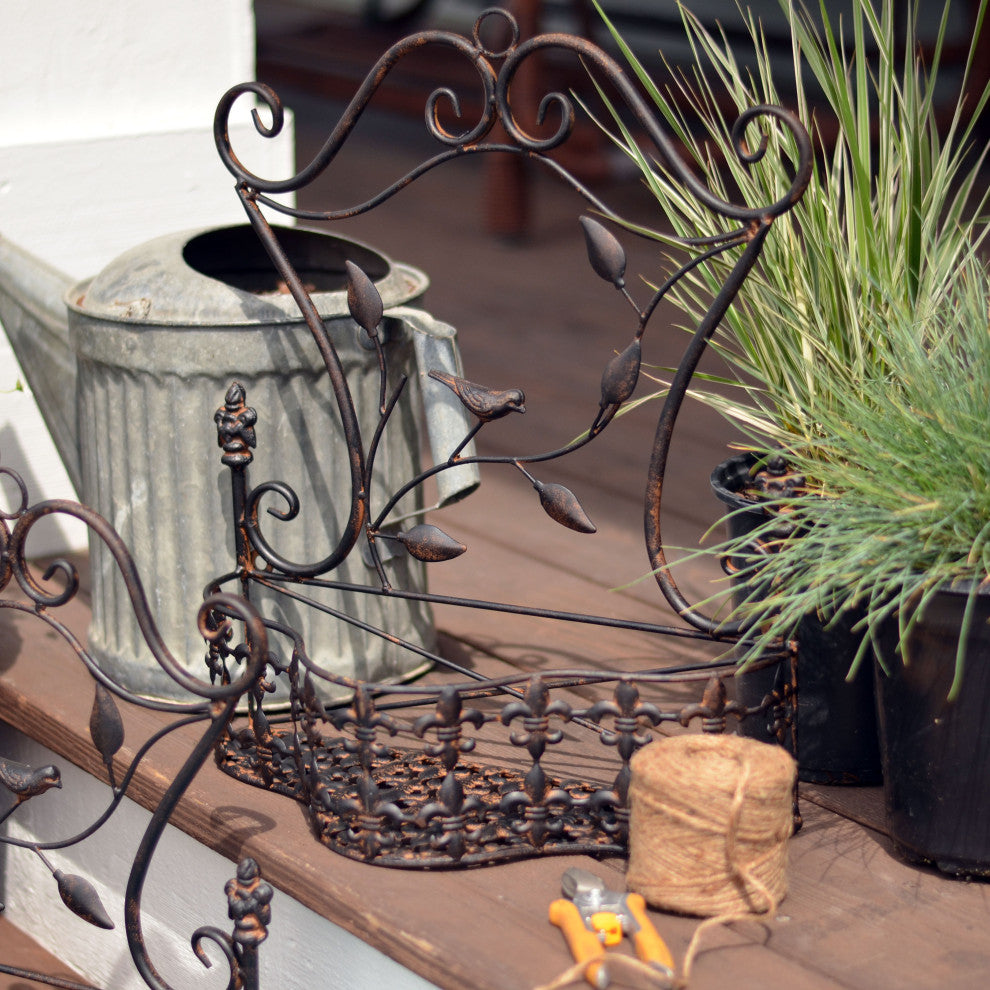Fleur de Lis Wall Planter Set, Rusty Finish