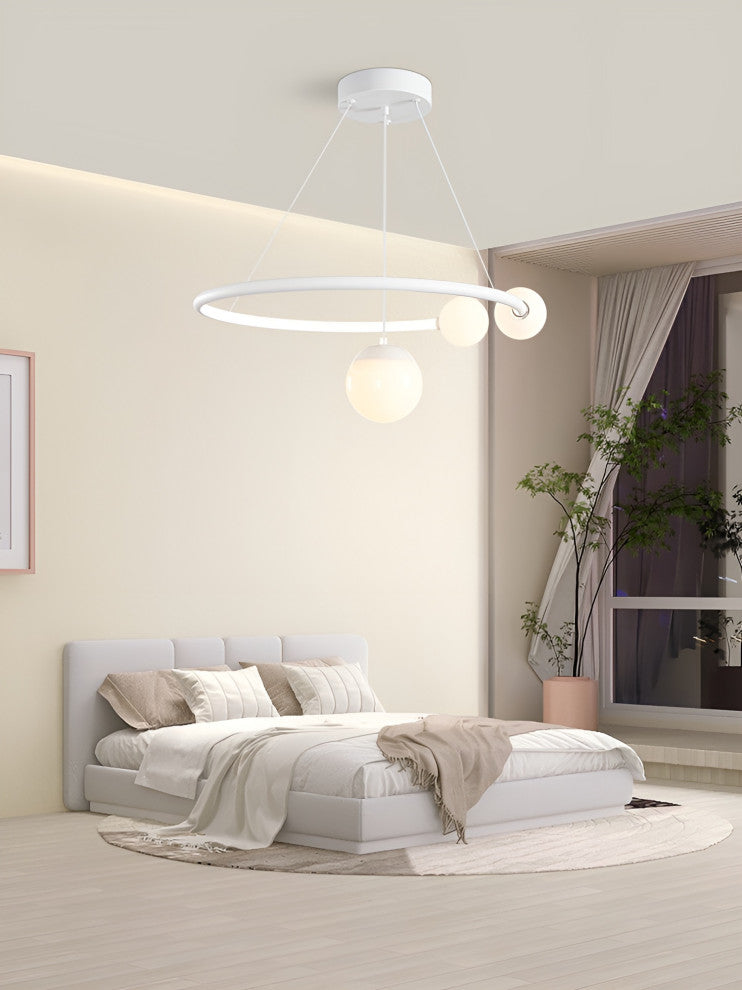 Broc | Pendant Lamp in the Shape of Hanging Balls, White