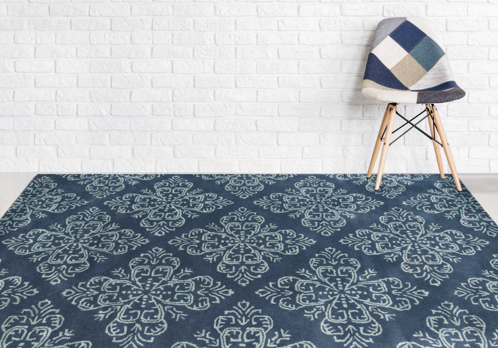 8" X11" X 0.5" Gray Wool Area Rug