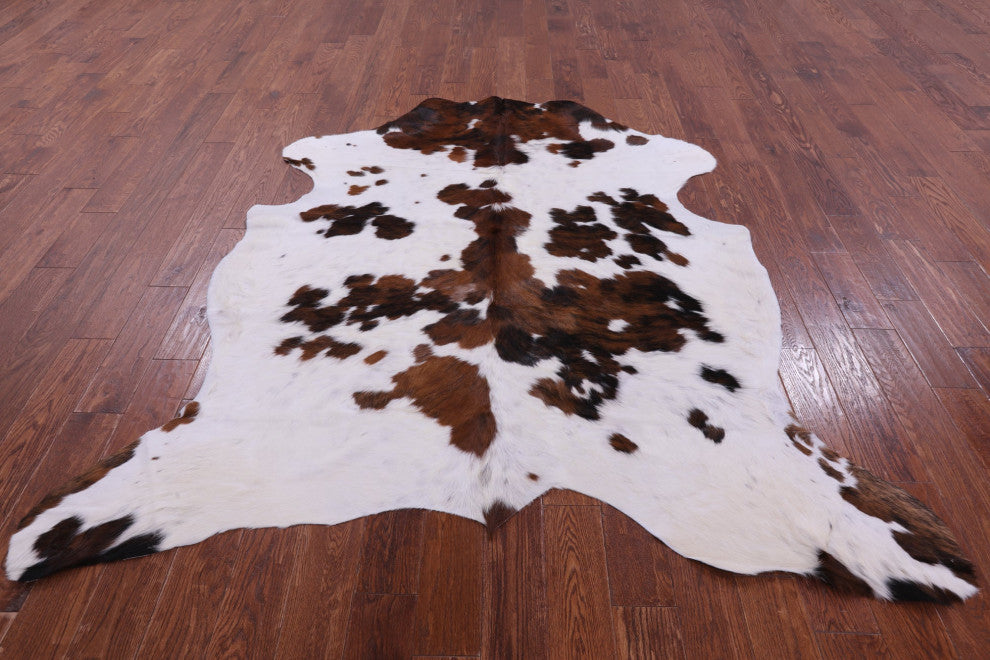 6' 10" X 6' 7" Natural Cowhide Rug C1783