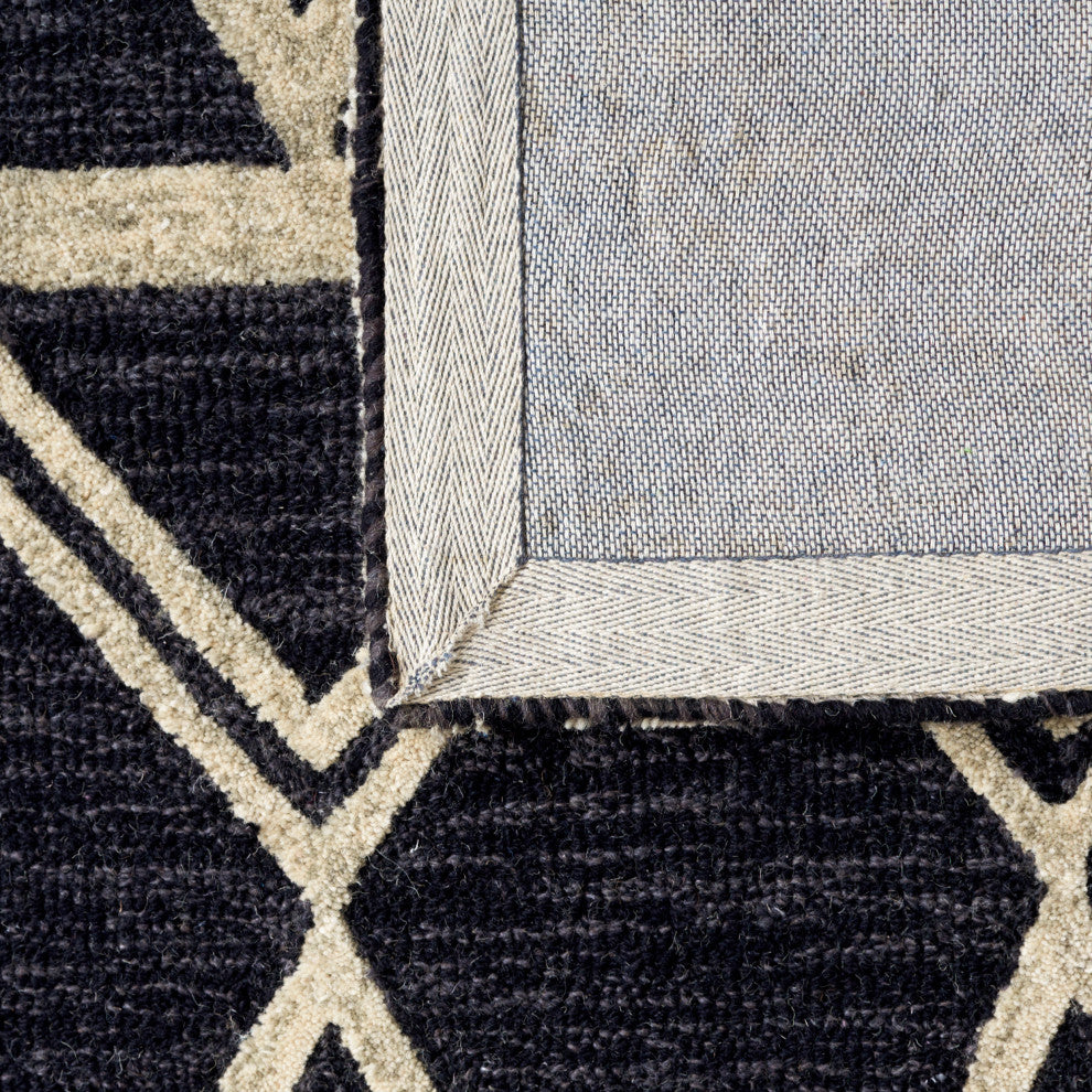 Safavieh Couture Abstract Collection, ABT851 Rug, Black/Ivory, 8'x10'