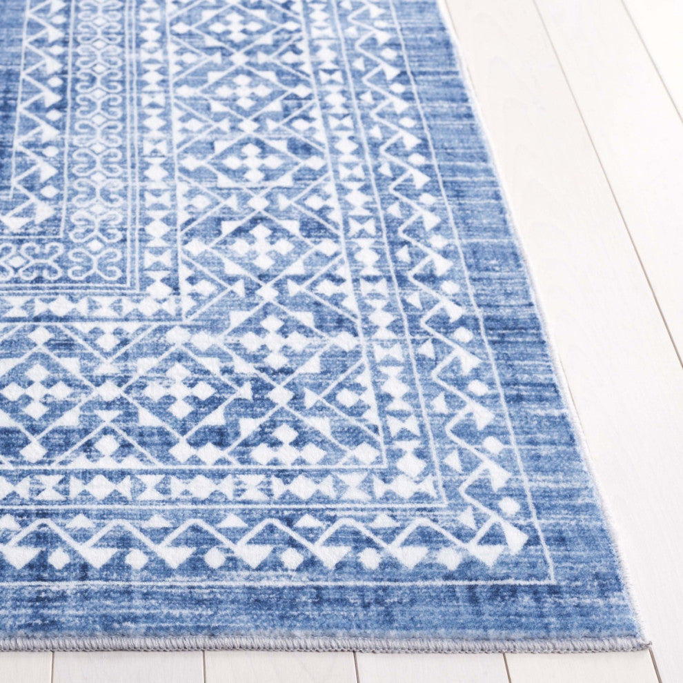 Safavieh Arizona Machine-Washable Collection ARZ303 Rug, Blue/Ivory, 6'x9'