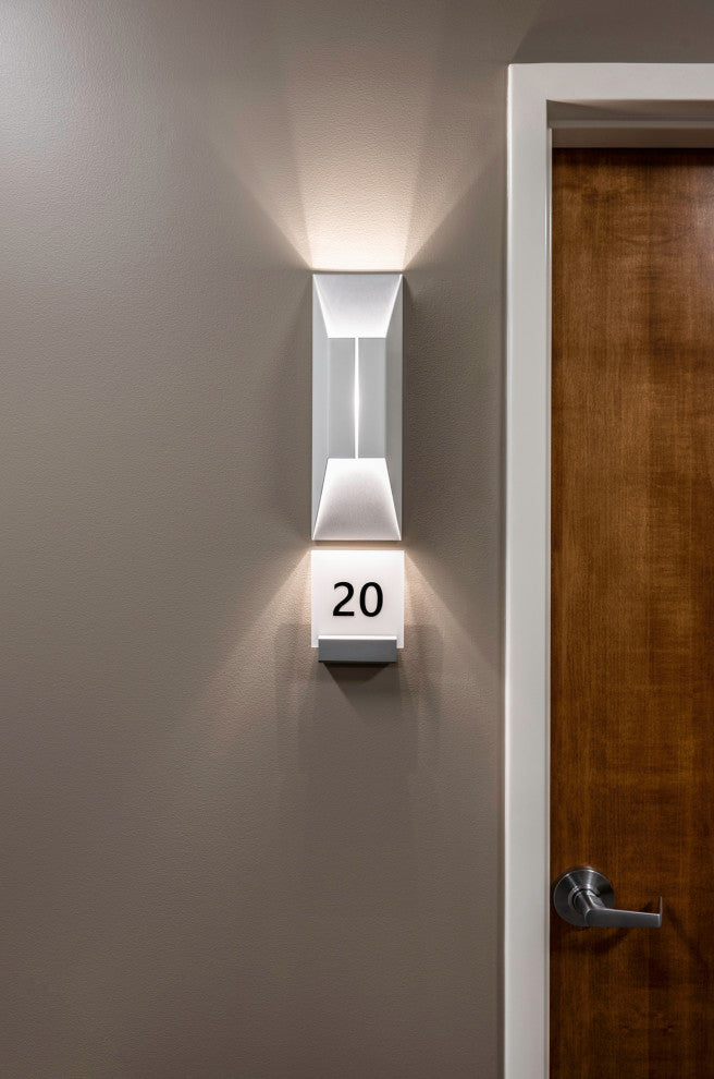 Summit LED Sconce, White/Silver, 120v