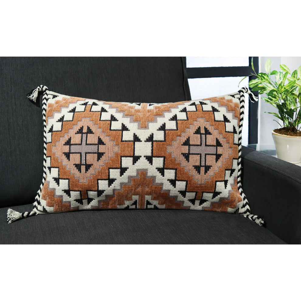 Fawn Machine Woven with Tassels Villere Throw Pillow, 16" x 26"