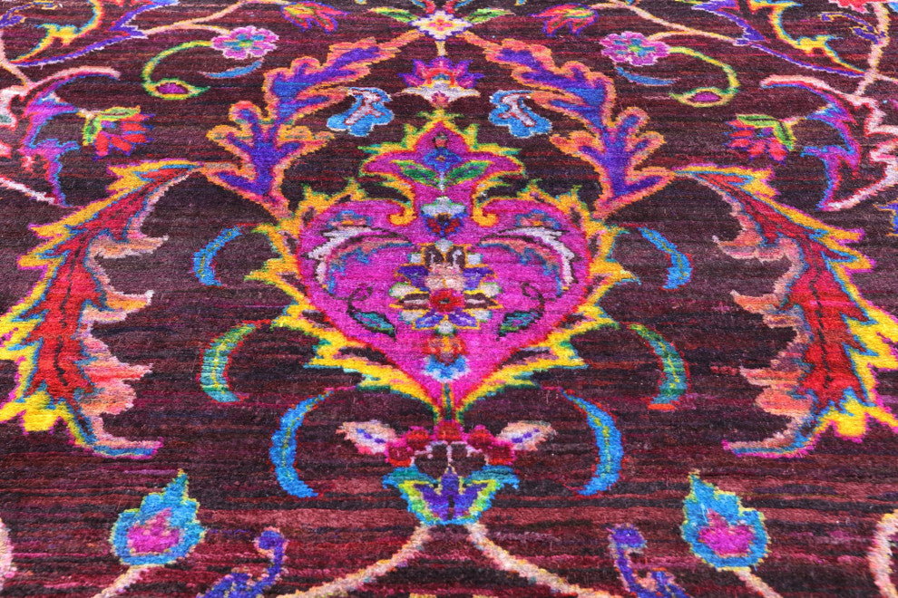 5' 8" X 7' 9" Persian Silk Hand Knotted Rug Q6807