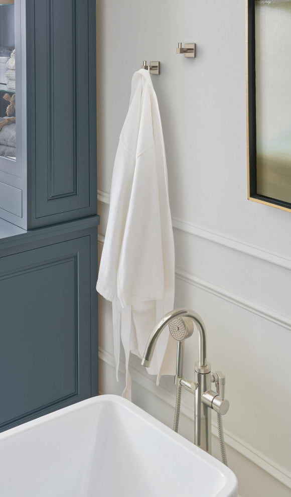 Appoint Traditional Single Robe Hook, Brushed Nickel
