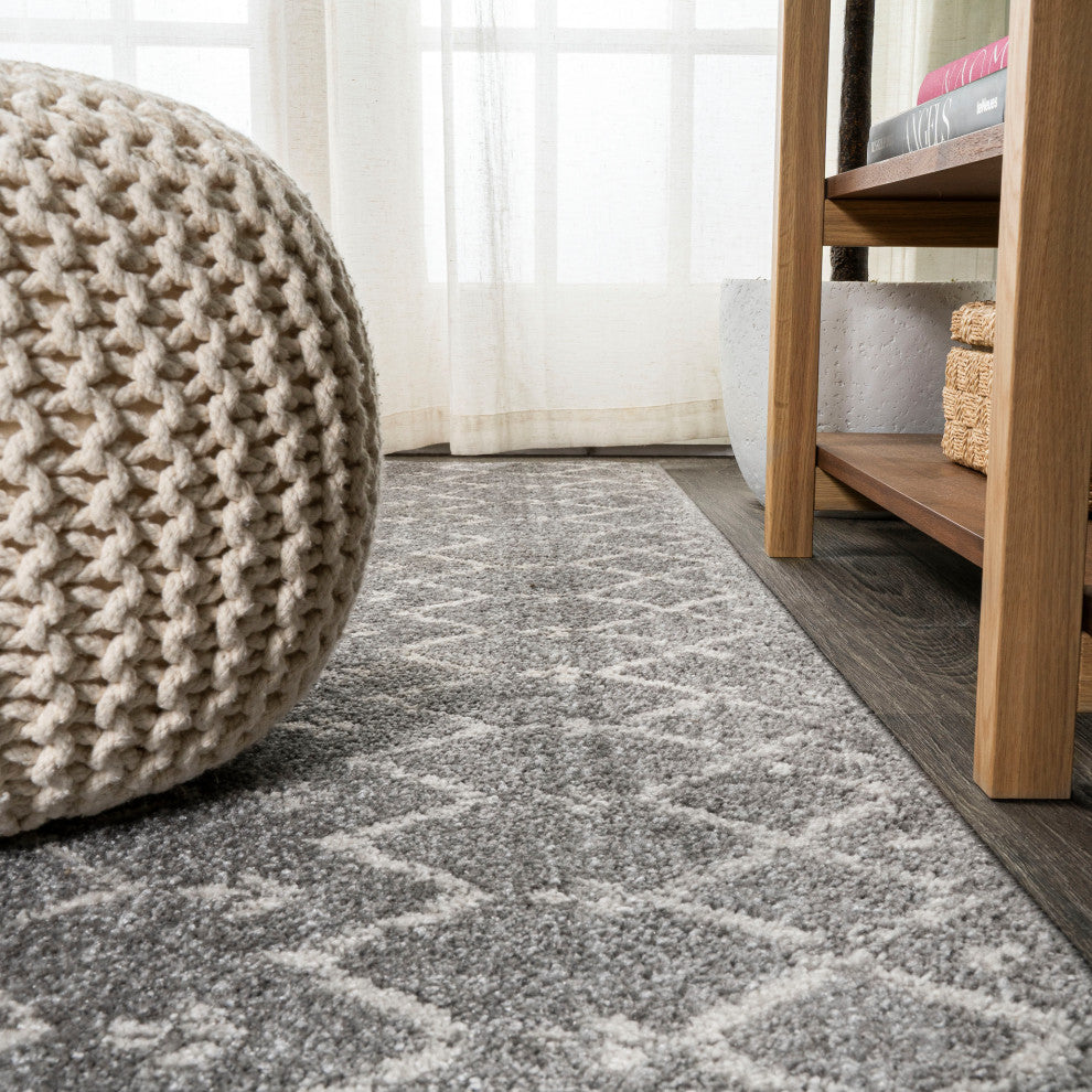Moroccan HYPE Boho Vintage Diamond Runner Rug, Gray/Ivory, 4 X 6