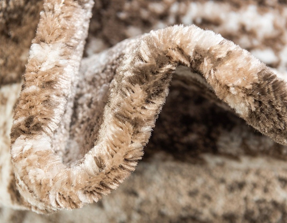 Transitional Sandrine 6' Square Hazel Area Rug