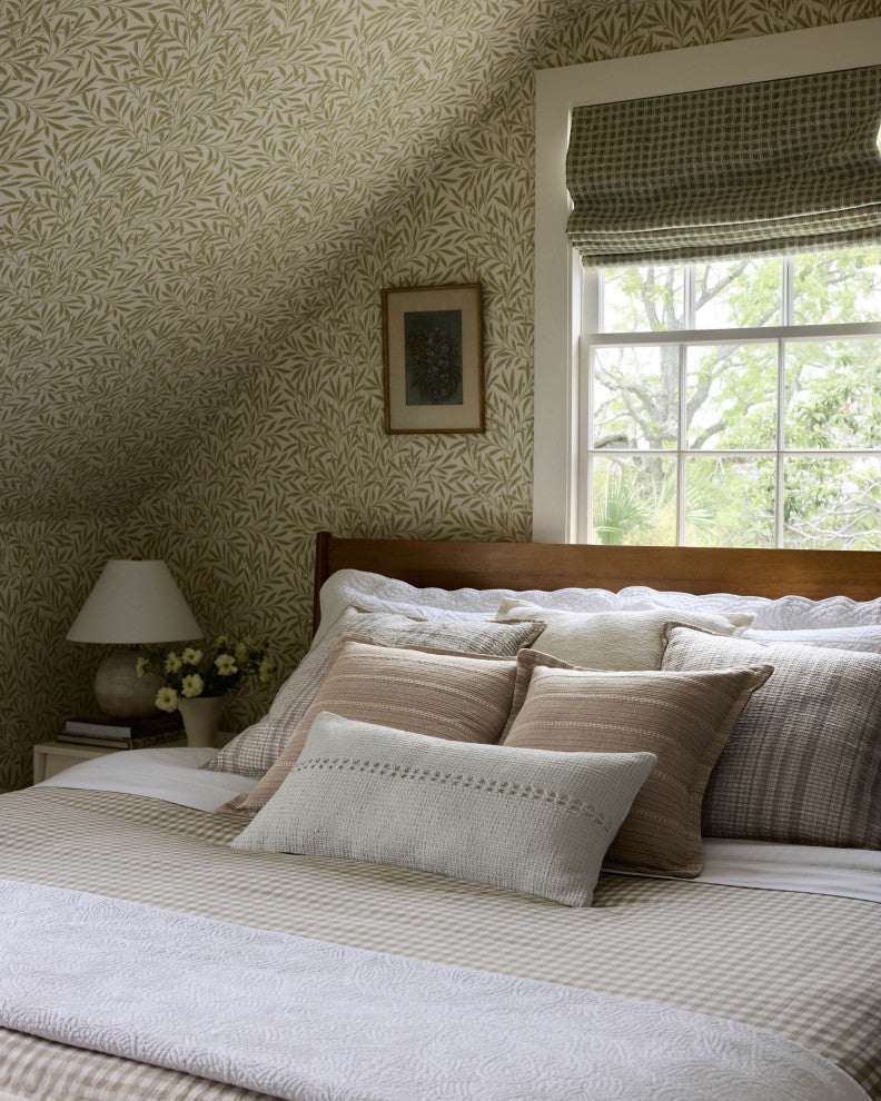 Chris Loves Julia x Loloi Harvey White 12'' x 27'' Cover Only