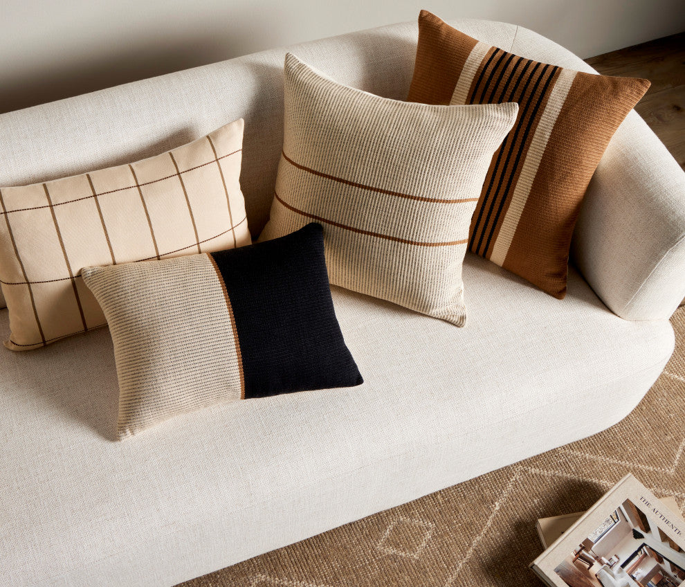 Handwoven Merido Pillow, Beige, 20"x20"