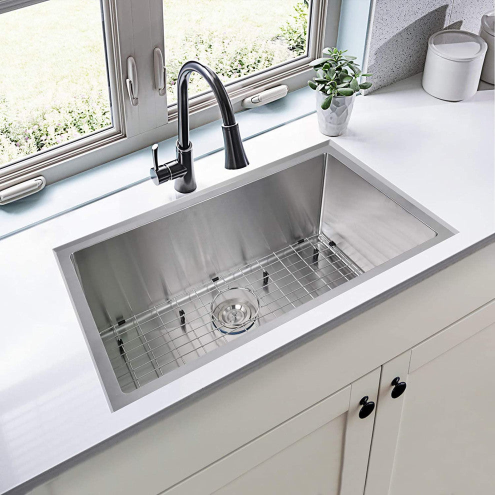 Stainless Steel Undermount Single Bowl Kitchen Sink with Accessories, Silver, 30