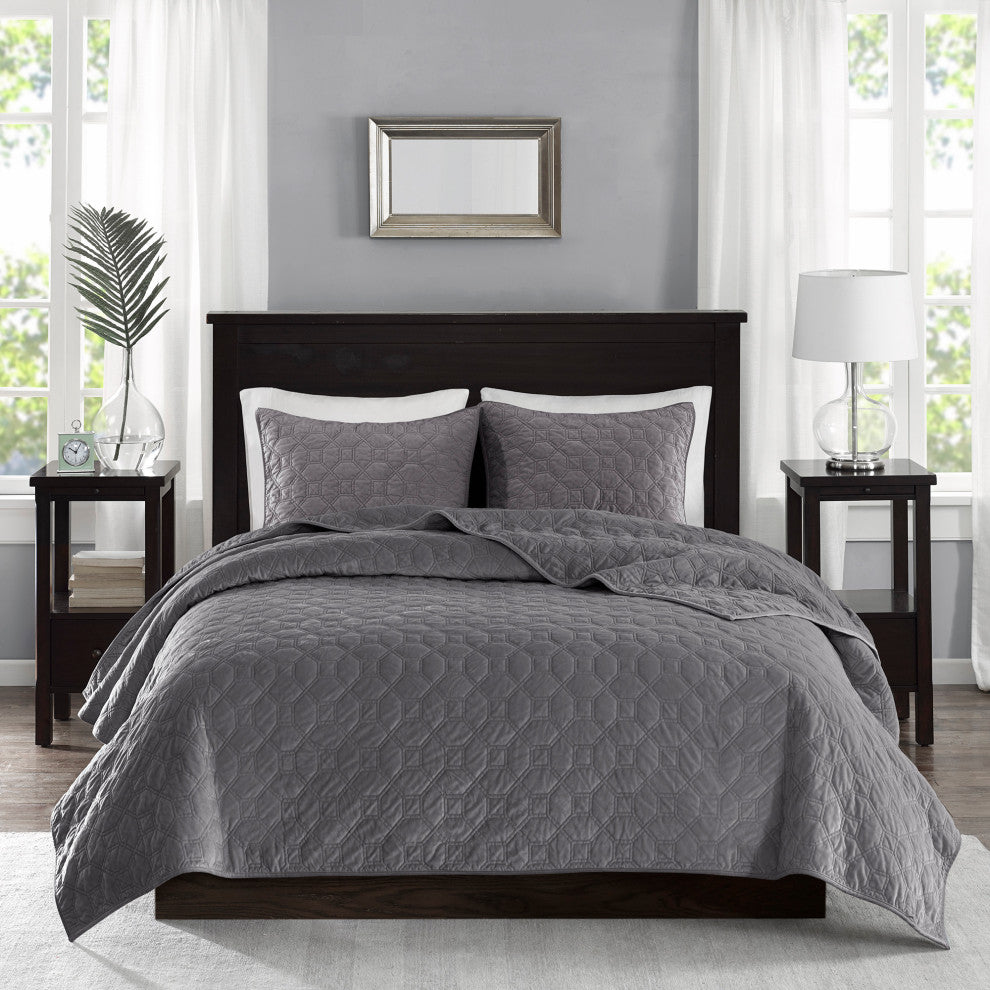 Madison Park Harper 3 Piece Velvet Quilt Set, Grey