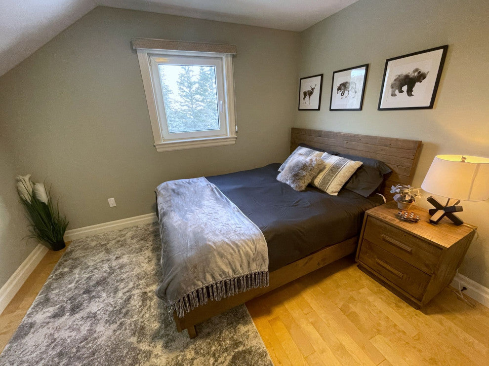 Nevada Bed, Dark Driftwood, Queen