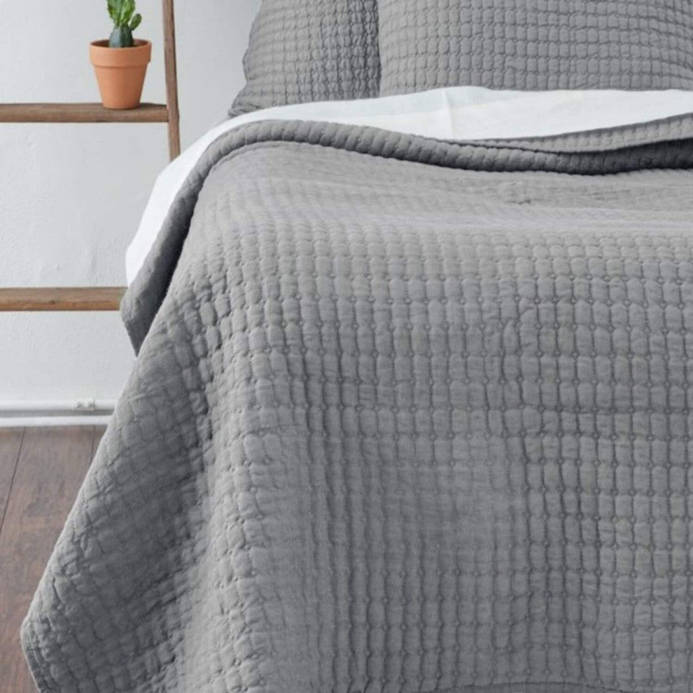 Cathalina Linen, Gray Chambray, King Quilt
