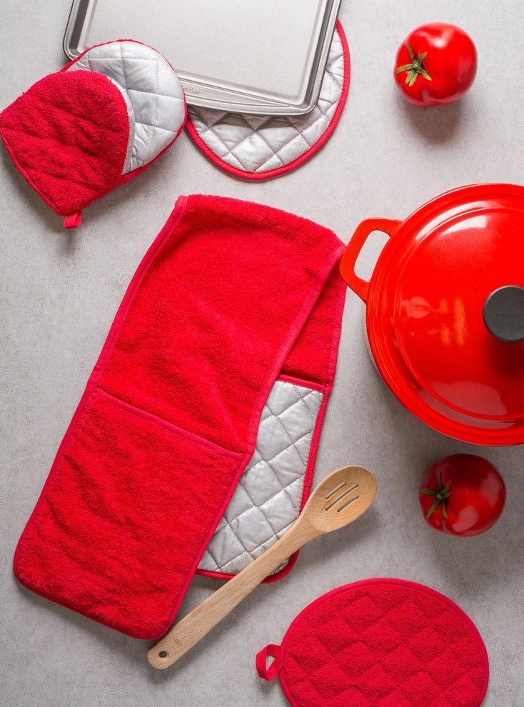 DII Red Oval Pot Holder, Set of 2